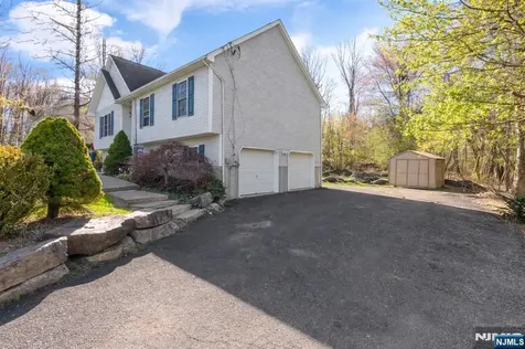 24 Reigler Road West Milford NJ 07421