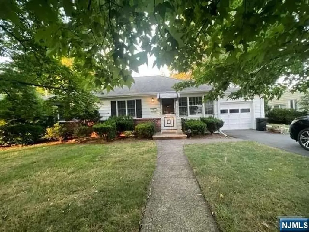 75 Delmar Avenue Glen Rock NJ 07452