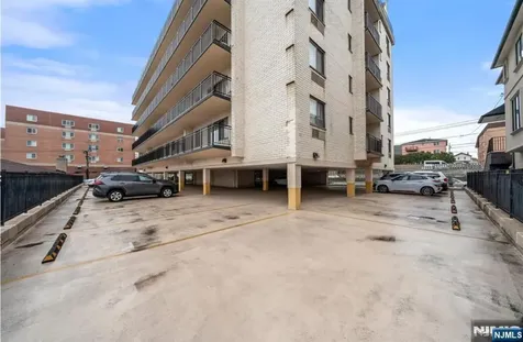 233 12th Street Palisades Park NJ 07650