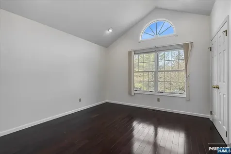 126 Worcester Drive Wayne NJ 07470