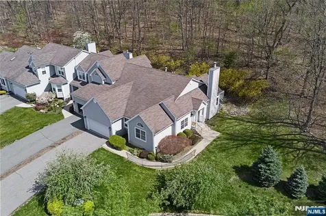 126 Worcester Drive Wayne NJ 07470