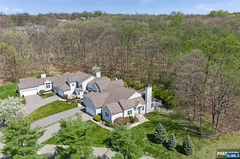 126 Worcester Drive Wayne NJ 07470