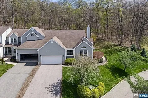 126 Worcester Drive Wayne NJ 07470