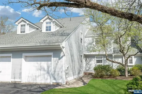 18 Cable Court Montville Township NJ 07045