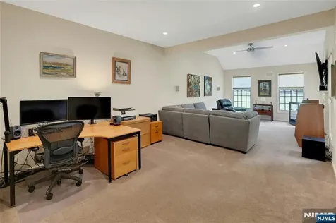 18 Cable Court Montville Township NJ 07045