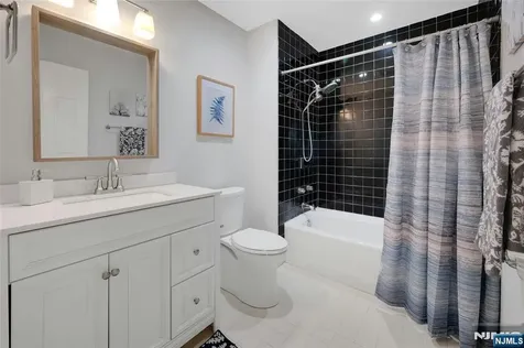 18 Cable Court Montville Township NJ 07045