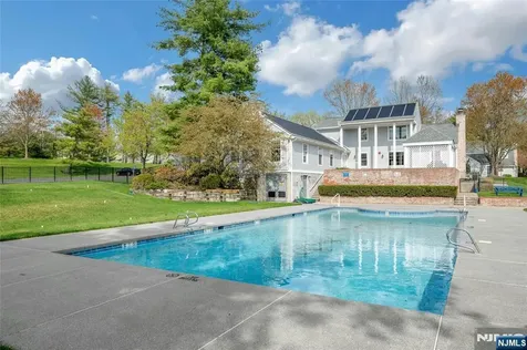 18 Cable Court Montville Township NJ 07045