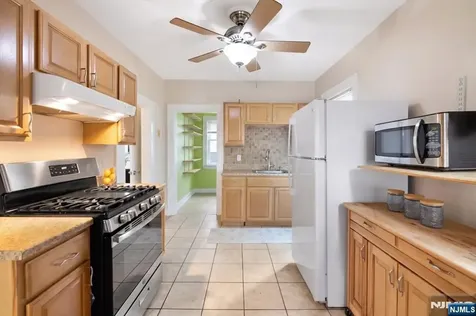 48 Midland Avenue Garfield NJ 07026