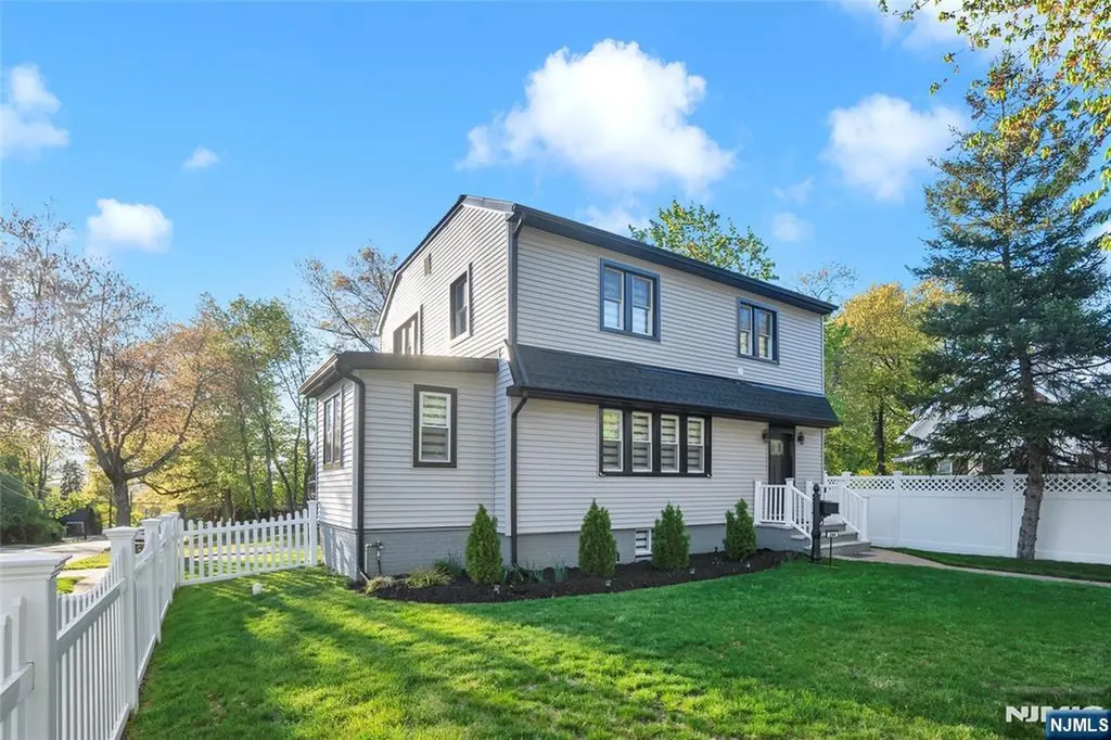 266 Elm Avenue Teaneck NJ 07666