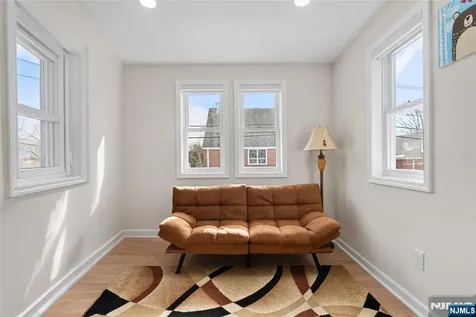 266 Elm Avenue Teaneck NJ 07666