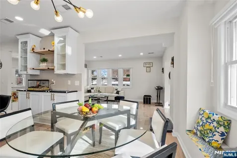 266 Elm Avenue Teaneck NJ 07666