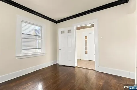 162 Columbia Avenue Newark NJ 07106