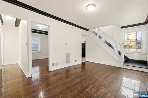 162 Columbia Avenue Newark NJ 07106