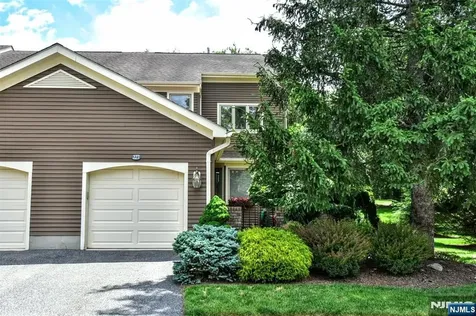 227 Westervelt Lane Mahwah NJ 07430