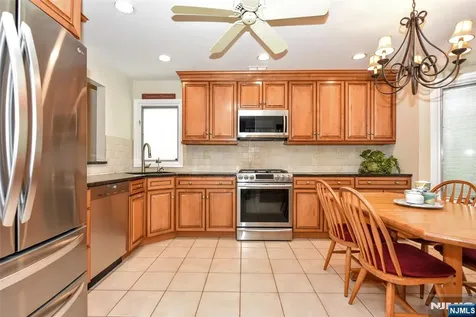 227 Westervelt Lane Mahwah NJ 07430