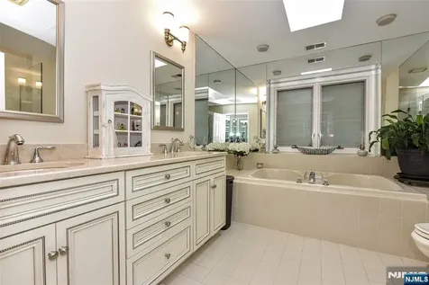 227 Westervelt Lane Mahwah NJ 07430
