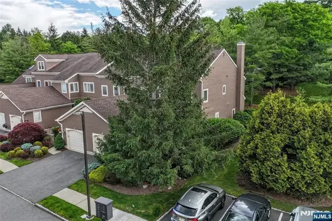 227 Westervelt Lane Mahwah NJ 07430