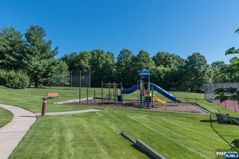 227 Westervelt Lane Mahwah NJ 07430