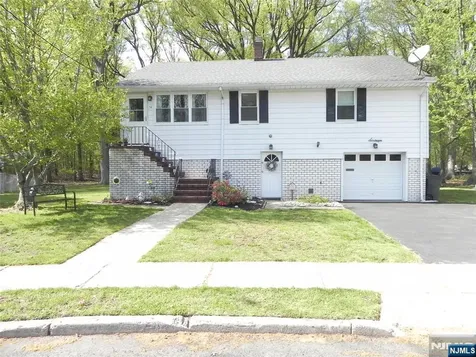16 Seiler Court Little Ferry NJ 07643