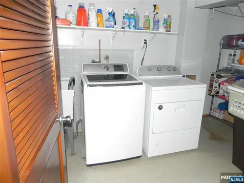 16 Seiler Court Little Ferry NJ 07643