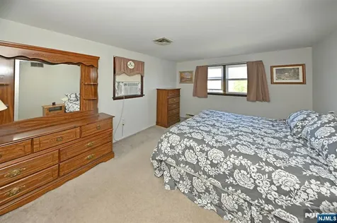 217 Grove Street Lodi NJ 07644