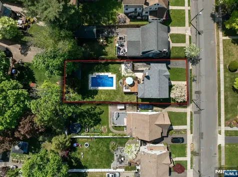 370 Demarest Avenue Oradell NJ 07649