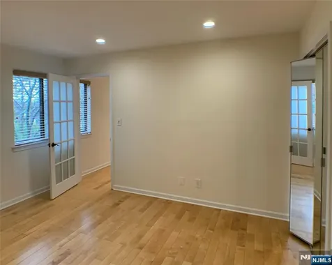 624 Sanderling Court Secaucus NJ 07094