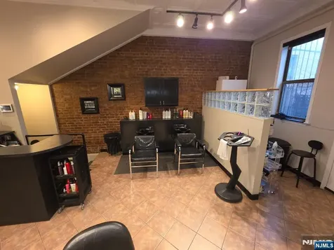6-8 Thorne Street Jersey City NJ 07307
