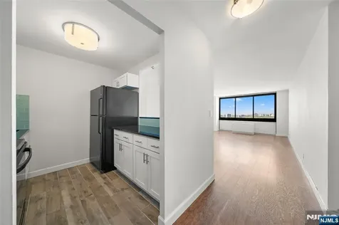 770 Anderson Avenue Cliffside Park NJ 07010