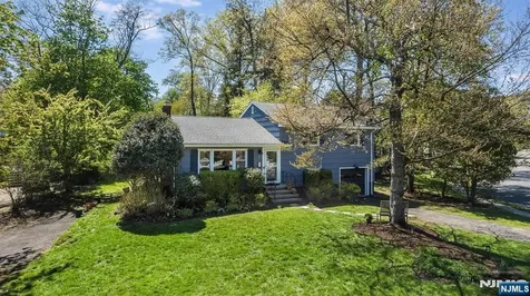 30 Bellaire Drive Montclair NJ 07042