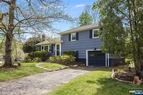 30 Bellaire Drive Montclair NJ 07042