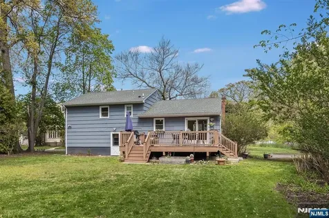30 Bellaire Drive Montclair NJ 07042