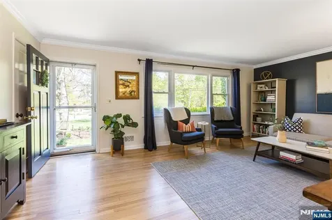 30 Bellaire Drive Montclair NJ 07042