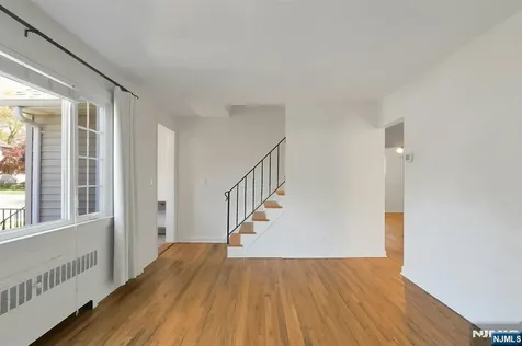 33 Clayton Street Hillsdale NJ 07642