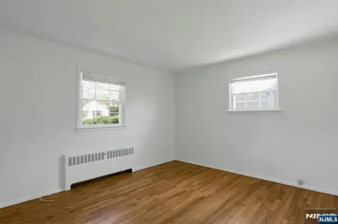 33 Clayton Street Hillsdale NJ 07642