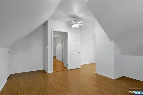 33 Clayton Street Hillsdale NJ 07642
