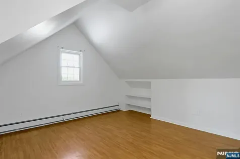33 Clayton Street Hillsdale NJ 07642