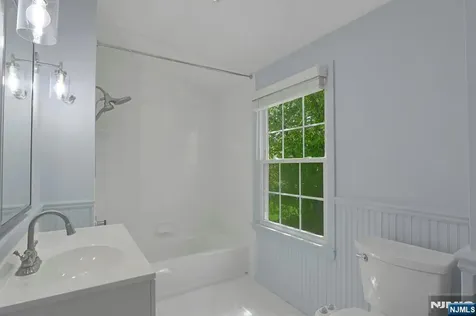 33 Clayton Street Hillsdale NJ 07642