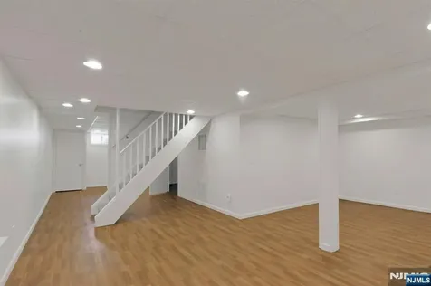 33 Clayton Street Hillsdale NJ 07642