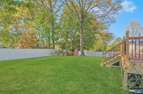 33 Clayton Street Hillsdale NJ 07642