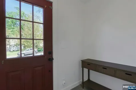 33 Clayton Street Hillsdale NJ 07642