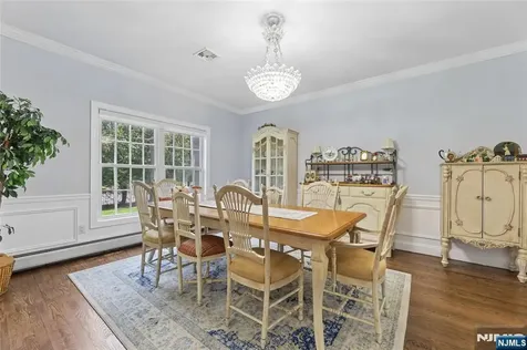 4 Leoson Parkway Old Tappan NJ 07675