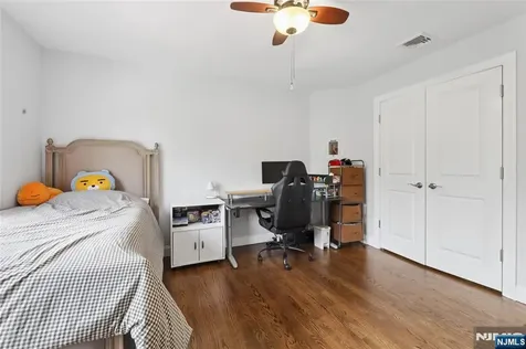 4 Leoson Parkway Old Tappan NJ 07675
