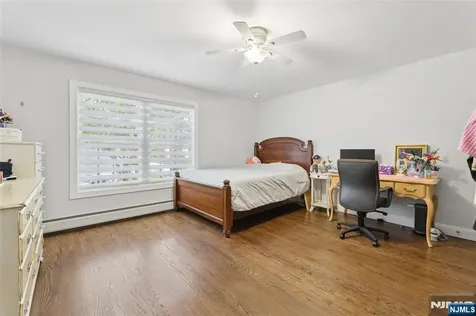 4 Leoson Parkway Old Tappan NJ 07675