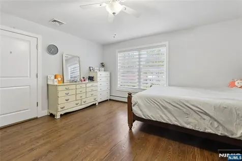 4 Leoson Parkway Old Tappan NJ 07675
