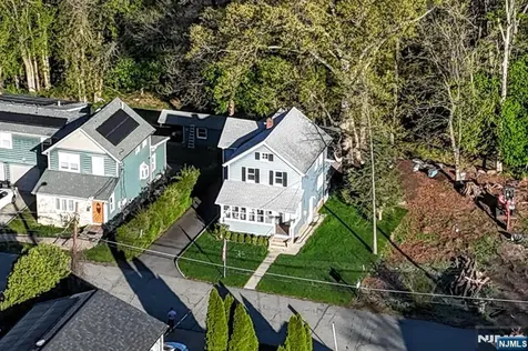 36 Hines Avenue Mahwah NJ 07430