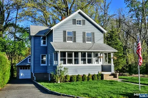 36 Hines Avenue Mahwah NJ 07430