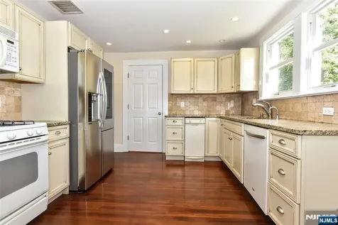 36 Hines Avenue Mahwah NJ 07430