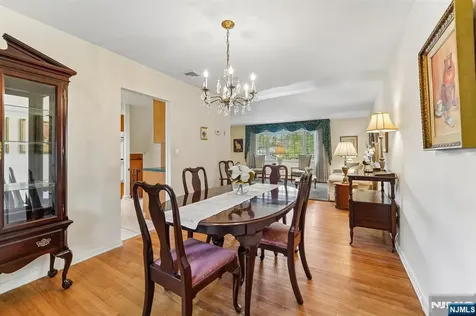26 Burns Place Cresskill NJ 07626