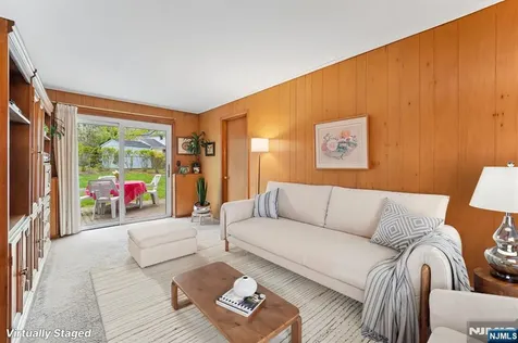 26 Burns Place Cresskill NJ 07626